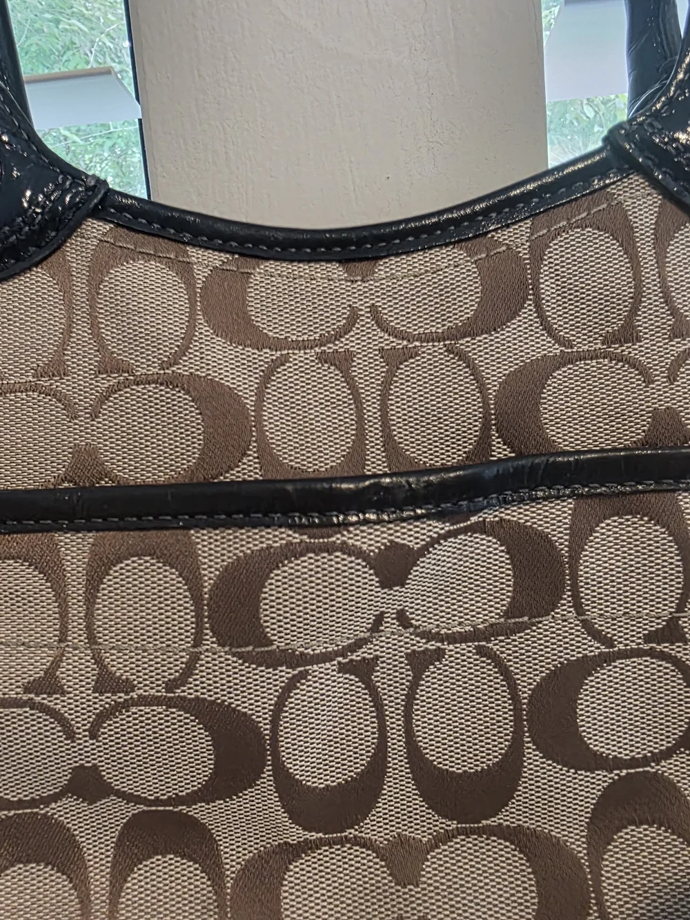 Coach Signature Canvas Tote Bag in Khaki/Chocolate/Black. Used Gread Condition.
